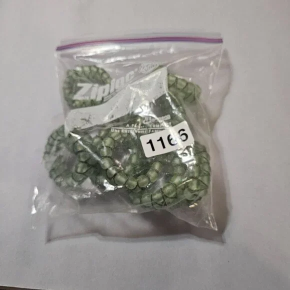 Vintage Green Glass Beads and Wire 2 Inch Napkin Rings Set of 10 - Picture 11 of 11